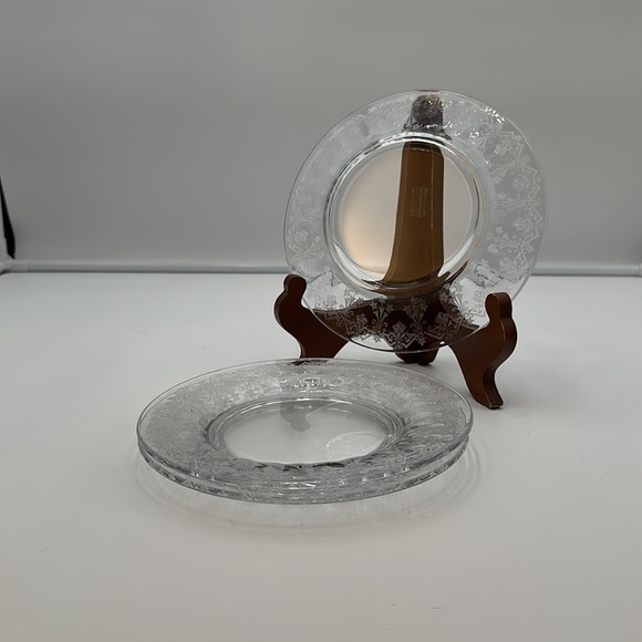 Vesta Clear Luncheon Plate by Glastonbury Lotus- set of 3 - Picture 3 of 16